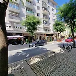 Bamo - Living Downtown Apartmán *