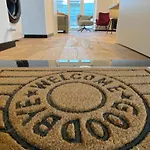 Bamo - Living Downtown Apartmán *