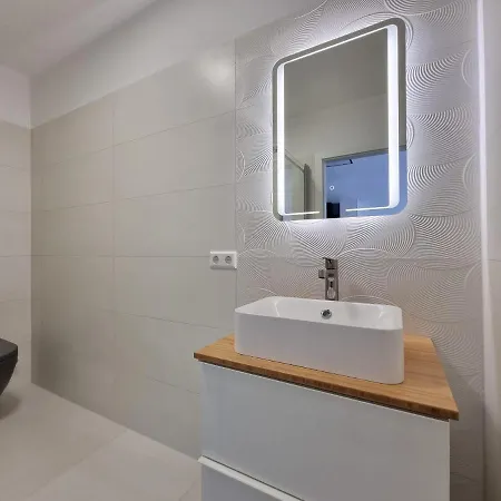 Bamo - Living Downtown