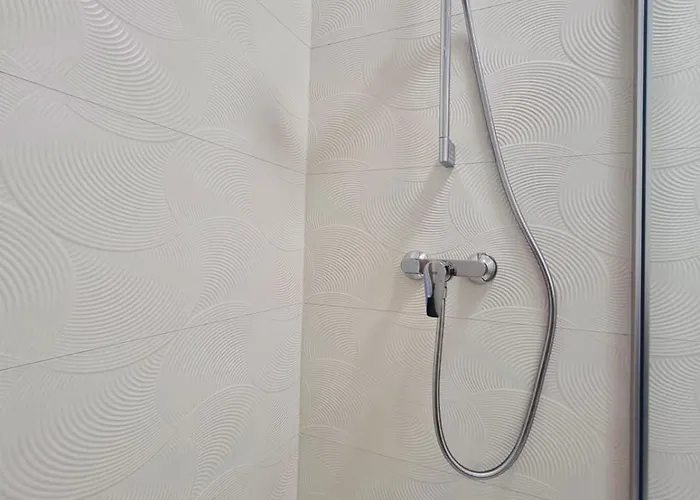 Bamo - Living Downtown *